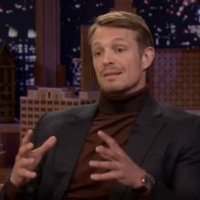 VIDEO: Joel Kinnaman Talks About Oversharing on Instagram on THE TONIGHT SHOW WITH JI