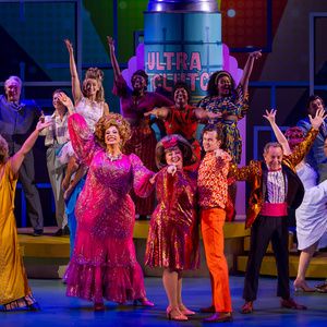 Photos/Video: HAIRSPRAY At Cape Playhouse