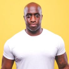 Emmanuel Sonubi Brings CURRICULUM VITAE At Soho Playhouse New York