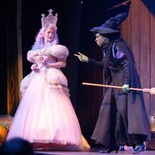 Review: THE WIZARD OF OZ at Dutch Apple Dinner Theatre