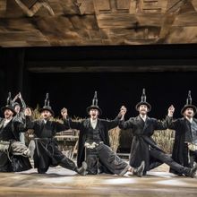 Full Cast Set for FIDDLER ON THE ROOF UK and Ireland Tour