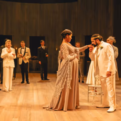Review: THE WINTER'S TALE at Chicago Shakespeare Theater