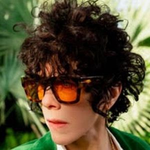 Video: LP Releases the Behind-The-Scenes Video For the New Single 'One Like You'