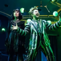 Wake Up With BWW 9/21: BEETLEJUICE Sets Closing, GUYS & DOLLS Casting, and More!