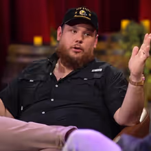 Luke Combs Opens Up on New Baby, No. 1 Album at SUNDAY SITDOWN LIVE