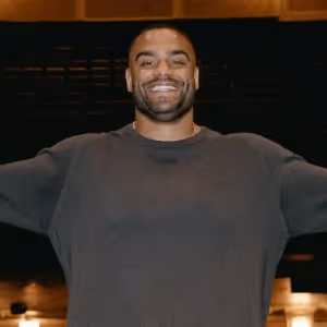 Photos/Video: NFL Star Solomon Thomas Makes Broadway Debut in MJ THE MUSICAL