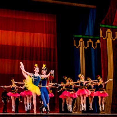 Review: STARS AND STRIPES FOREVER! at The Acedemy Of Music