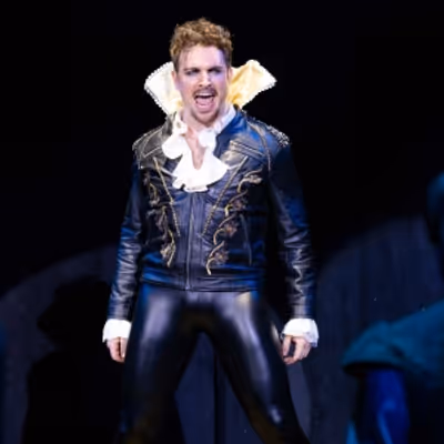 Review: SOMETHING ROTTEN at Fulton