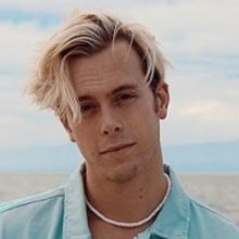 Riker Lynch Releases New Diane Warren-Penned Track 'Remedy'
