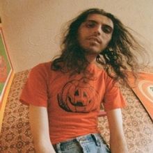 VIDEO: Chastity Premieres Music Video for 'Somersault'