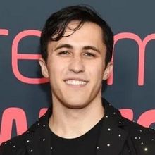 Chris Olsen Wins Streamy Award for Short Form Content