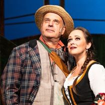 Review: DIVOTVORNÝ HRNEC v Divadle Hybernia