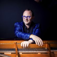 Kevin Winebold Presents KEVIN ON THE KEYS At The Green Room 42