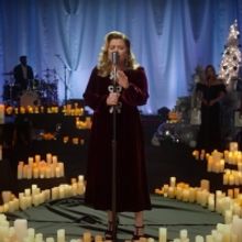 VIDEO: Watch Kelly Clarkson Sing 'Blessed' On the TONIGHT SHOW