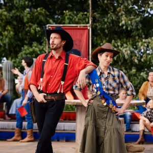 Review: ANNIE GET YOUR GUN, Lavender Theatre