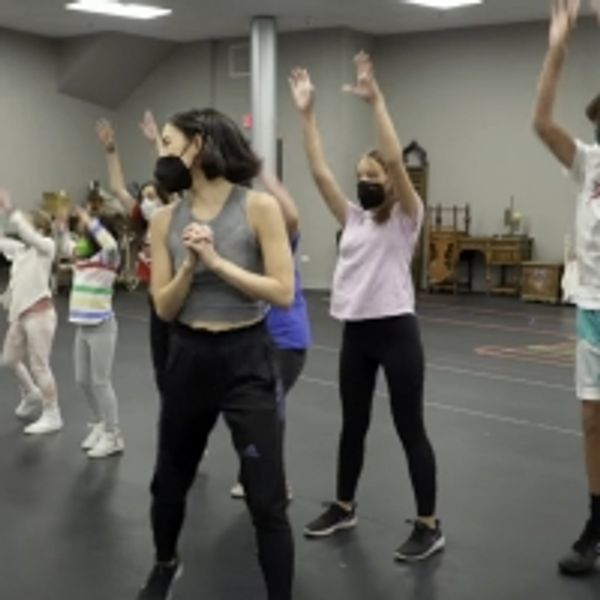 VIDEO: Inside Rehearsal For THE SOUND OF MUSIC at the Paramount Theatre - Chicago Theater Video