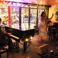 BWW Review: AISHA DE HAAS AND JON WEBER Talk The Talk At The West Bank Cafe
