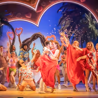 Photos/Video: First Look at the UK and Ireland Tour of I SHOULD BE SO LUCKY Video