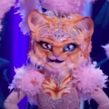 VIDEO: 'The Kitty' is Unmasked on THE MASKED SINGER!
