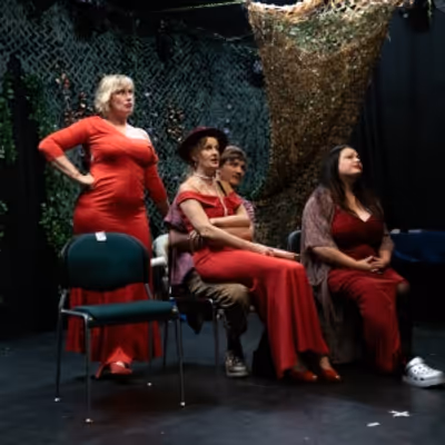 Review: THIS IS NOT A MURDER MYSTERY, Drayton Arms Theatre