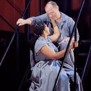 Review: A VIEW FROM THE BRIDGE, Chichester Festival Theatre