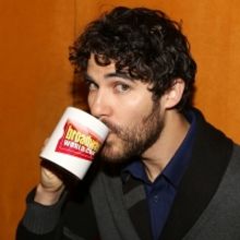 Wake Up With BWW 8/22: OKLAHOMA! at Barnes and Noble, and More!