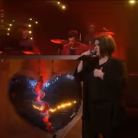 VIDEO: Marc Ronson Performed 'Don't Leave Me Lonely' on THE TONIGHT SHOW! Video