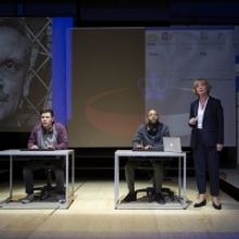 BWW Review: THE HAYSTACK, Hampstead Theatre