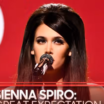 SIENNA SPIRO Performs 'Great Expectation' on THE TONIGHT SHOW