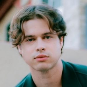 Blake Rose Releases New Single 'How Do We Stay in Love?'