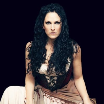 Interview: Award-Winning Mezzo Soprano Audrey Babcock on Portraying Santuzza in Pietro Mascagni's CAVALLERIA RUSTICANA