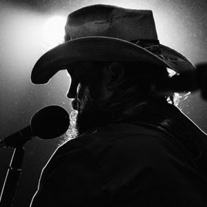 Chris Stapleton Releases New Song 'Think I'm In Love With You'