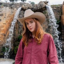 Rae Isla Shares Album 'New Frontier'