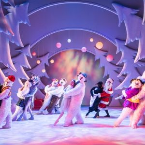 Review: THE SNOWMAN, Peacock Theatre