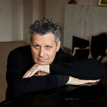 Isaac Mizrahi and More to Perform at Stockton Performing Arts Center This Spring