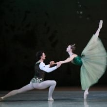 BWW Review: FACETED PERFECTION IN JEWELS BALANCHINE'S GEM PERFORMED BY THE FAMOUS M