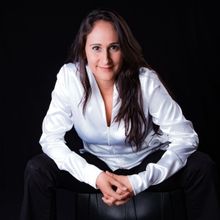 Brazilian Conductor Simone Menezes to Make North American Debut with the Los Angeles 