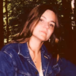 Erin Rae Announces Live Album & Embarks On 'Lighten Up & Try' Headline Tour This Fall