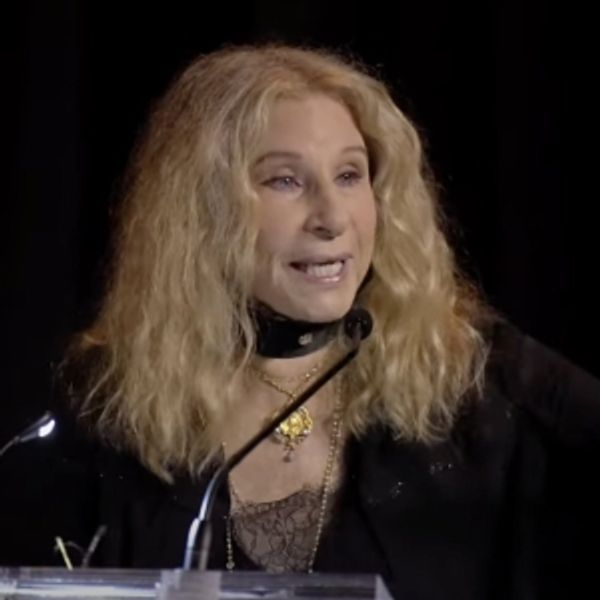 Video: Watch Barbra Streisand Receive the Genesis Award - Broadway Theater Video