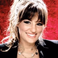 Violinist Nicola Benedetti To Highlight Return Of English Symphony Orchestra To…