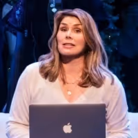 Wake Up With BWW 7/26: Heidi Blickenstaff Will Lead JAGGED LITTLE PILL Tour, Yiddish…