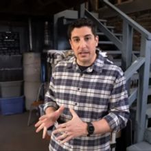 VIDEO: Jason Biggs Gives A Bennett Basement Tour on the Set of UNMATCHED