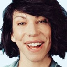 Interview: Jessica Pohly's Always Dancin' & Improv-vin' In & Out of A COZY WINTER CAB