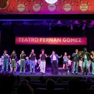 Emocionante presentación de RENT, que se estrenará en diciembre en el Teatro Fernan…