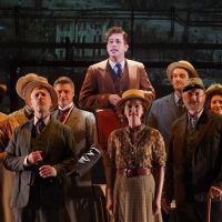 Wake Up With BWW 11/3: PARADE Opening Night Coverage, Reviews, and More!
