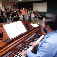 Sarasota Opera Receives $50,000 Grant From Selby Foundation For Piano Purchase