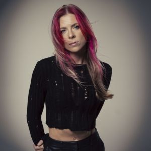 Taylor Acorn Releases New Single and Music Video for 'Greener'