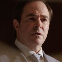 BWW Exclusive: Watch Roger Bart in an All New Scene From THE BLACKLIST