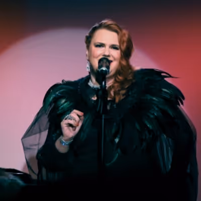 Review: Shannon Daley Thrills in LOVE AND LET DIE: CONFESSIONS OF A BOND GIRL at Don't Tell Mama