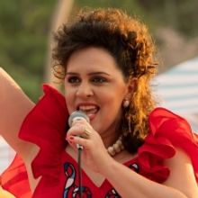 Apple's New Comedy ACAPULCO To Premiere October 8